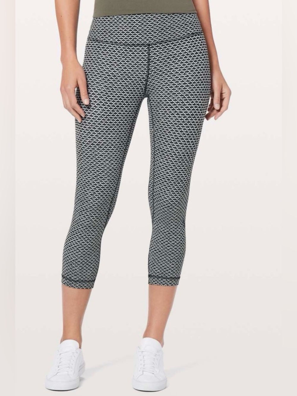 Lululemon Align cropped monochromatic leggings, size 10